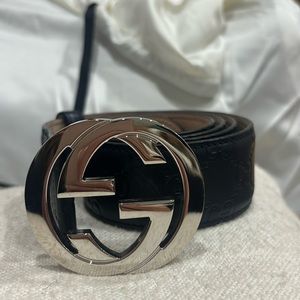 Gucci belt